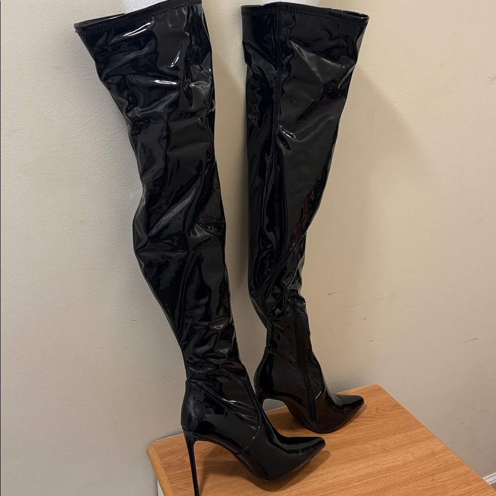 Steve Madden Over-the-Knee Women's Boots Black Patent Stiletto Pretty Woman 7.5